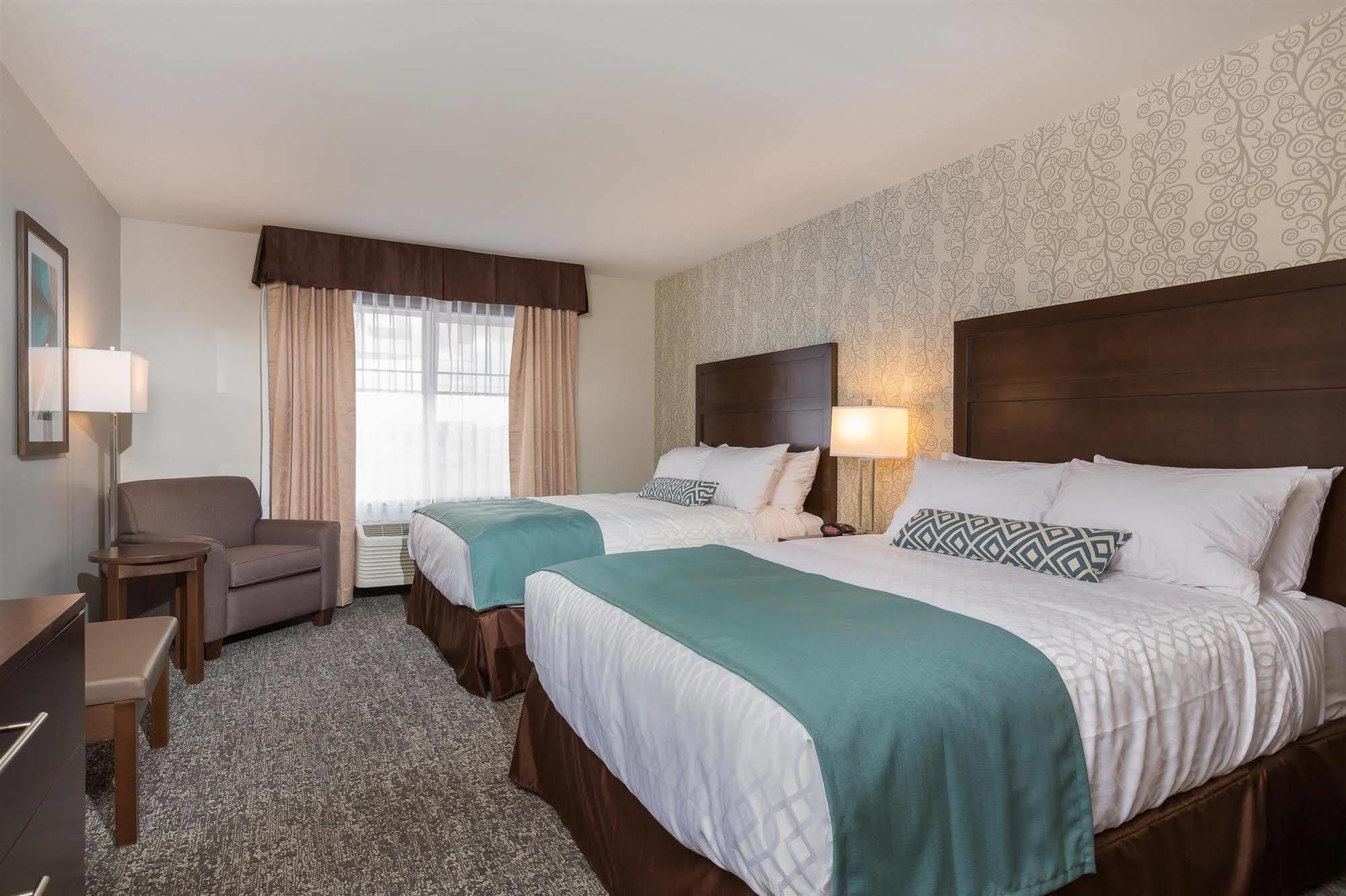 Best Western Plus Chestermere Hotel Exteriör bild